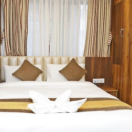 Hotel Airport Gurkha Катманду Экстерьер фото