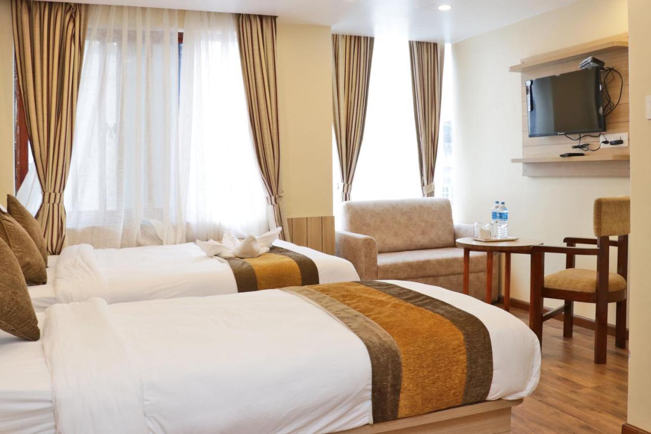 Hotel Airport Gurkha Катманду Экстерьер фото
